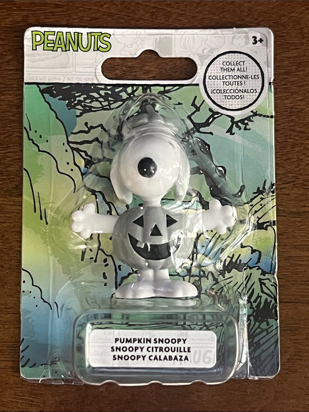 Peanuts Pumpkin Snoopy Figure - White, Black & Gray
